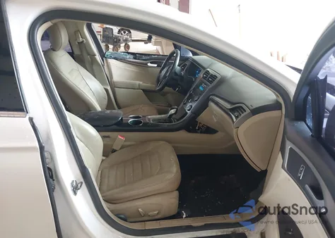 2013 Ford Fusion Se z USA, uszkodzony, nr VIN 3FA6P0HR6DR336952